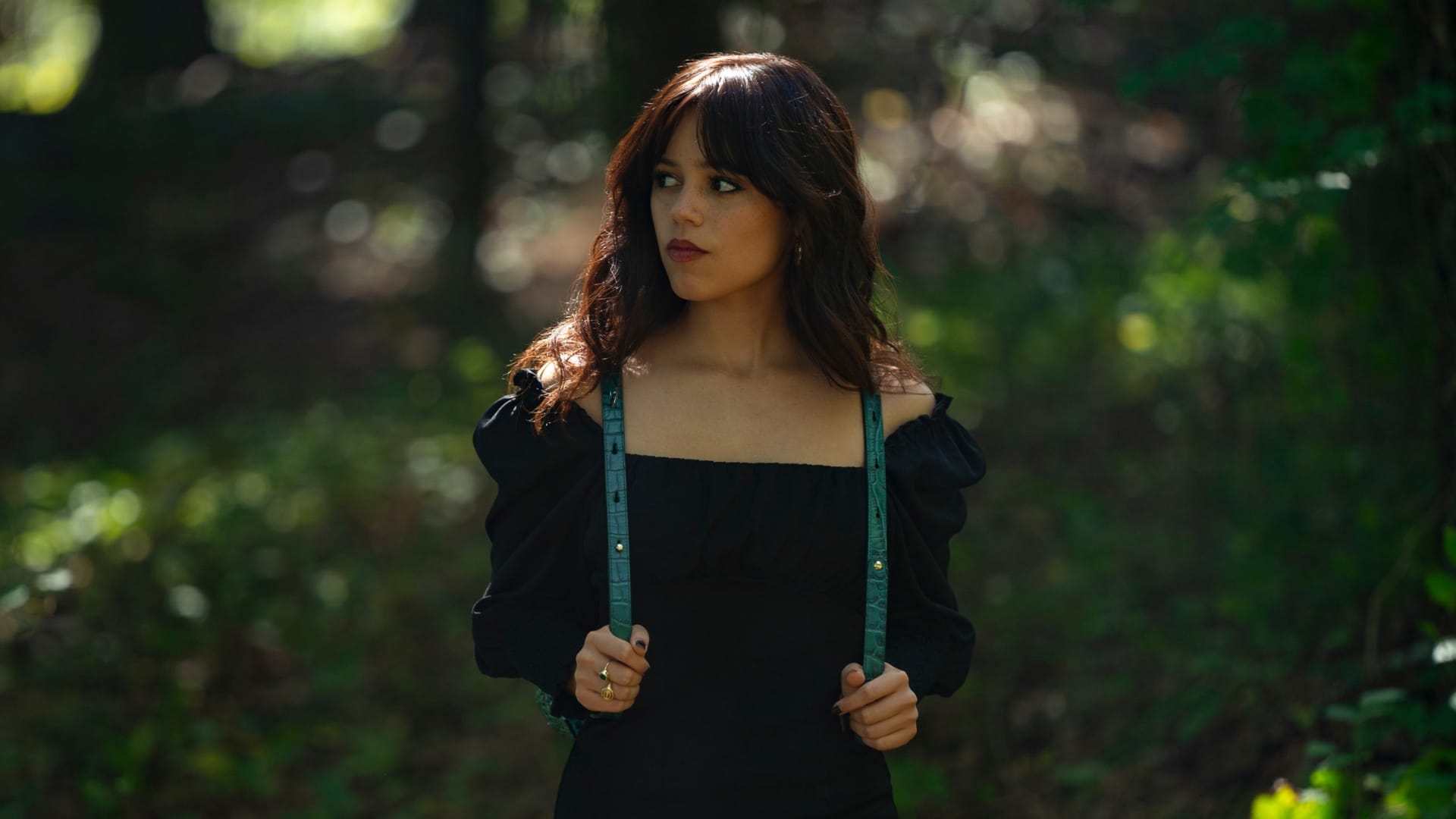 Jenna Ortega Miller's Girl -elokuvassa. Jenna Ortega ei kaipaa Marveliin!