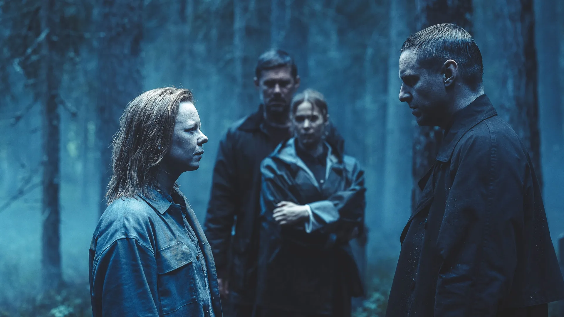 Terapia-elokuvan pressikuvassa päänäyttelijät