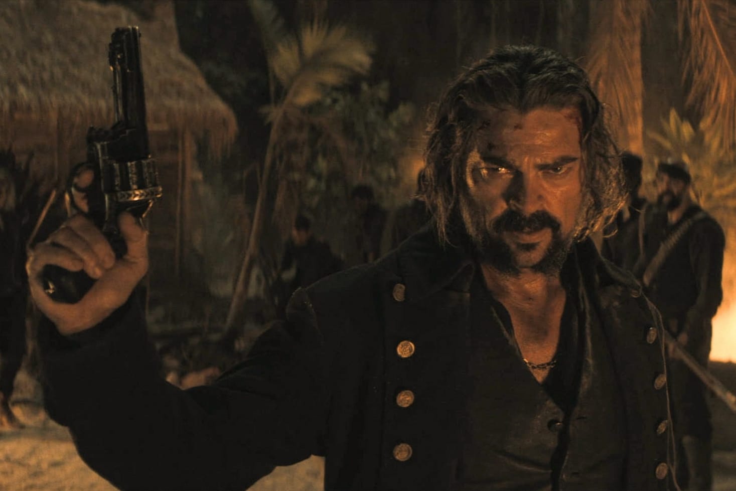 The Bluff -elokuvan päähenkilö Captain Connor eli Karl Urban