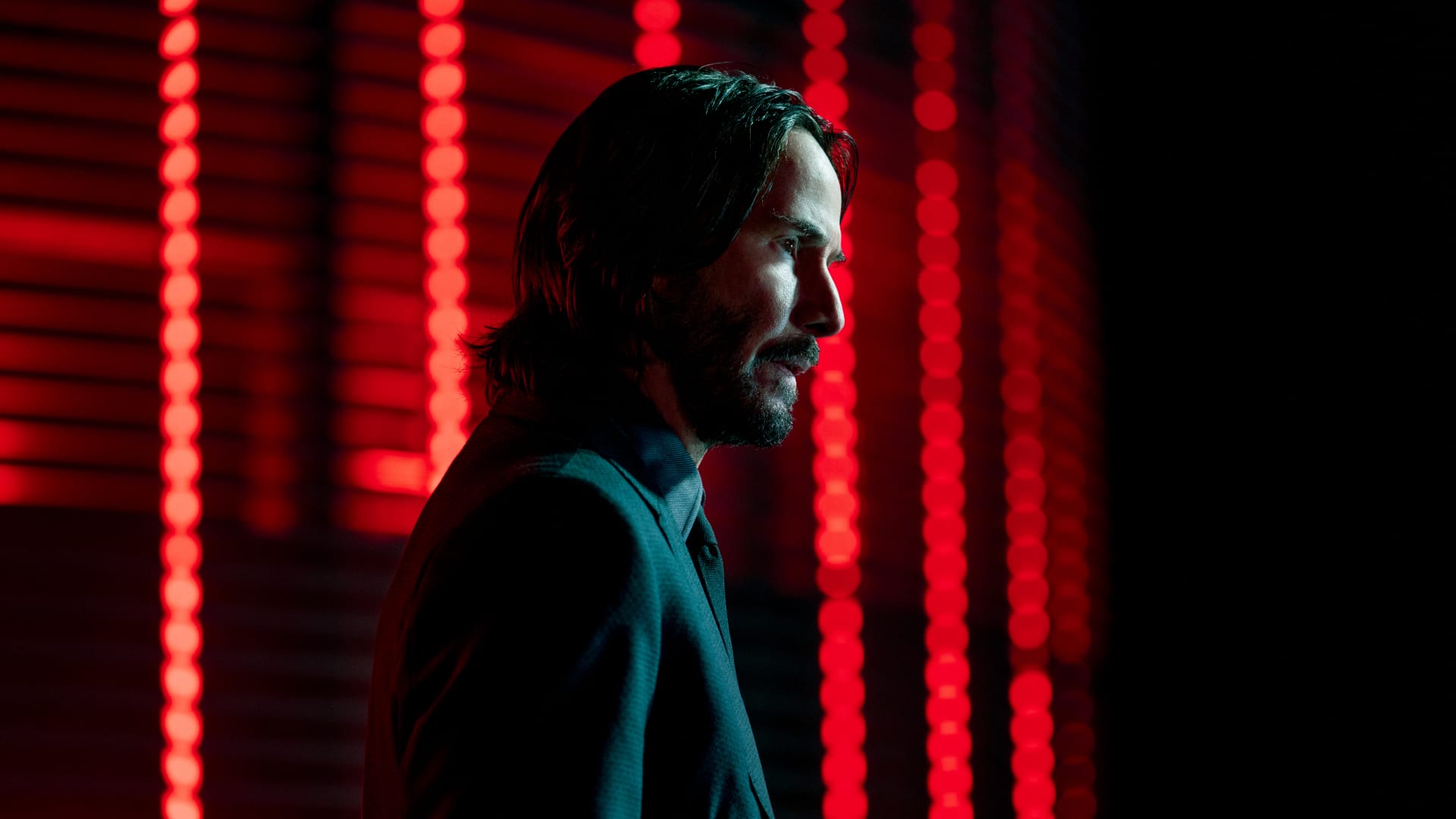 Keanu Reeves John Wick 4 -leffan kohtauksessa. Keanu Reeves 60 vuotta.