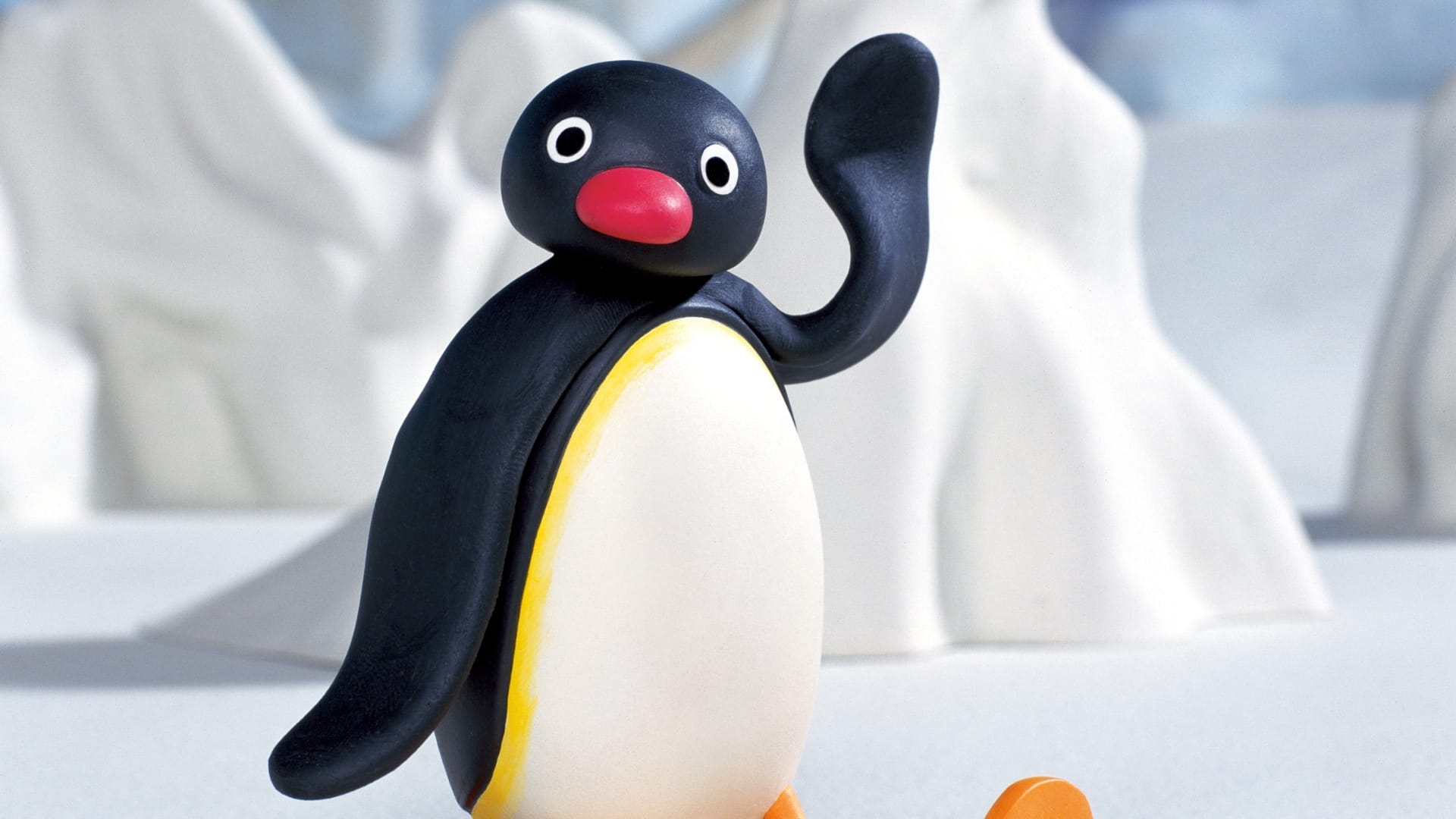 Pingu heiluttaa kättä. Pingu palaa ruutuihin.
